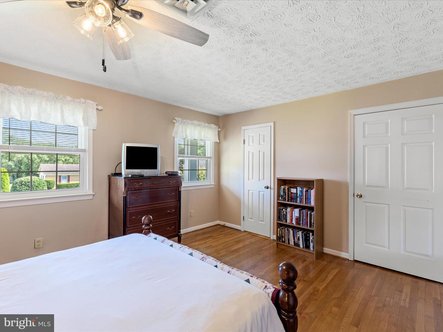 309 FREDERICKTOWNE DR, STEPHENS CITY, Virginia 22655, 4 Bedrooms Bedrooms, ,3 BathroomsBathrooms,Residential,For sale,309 FREDERICKTOWNE DR,VAFV2036414 MLS # VAFV2036414