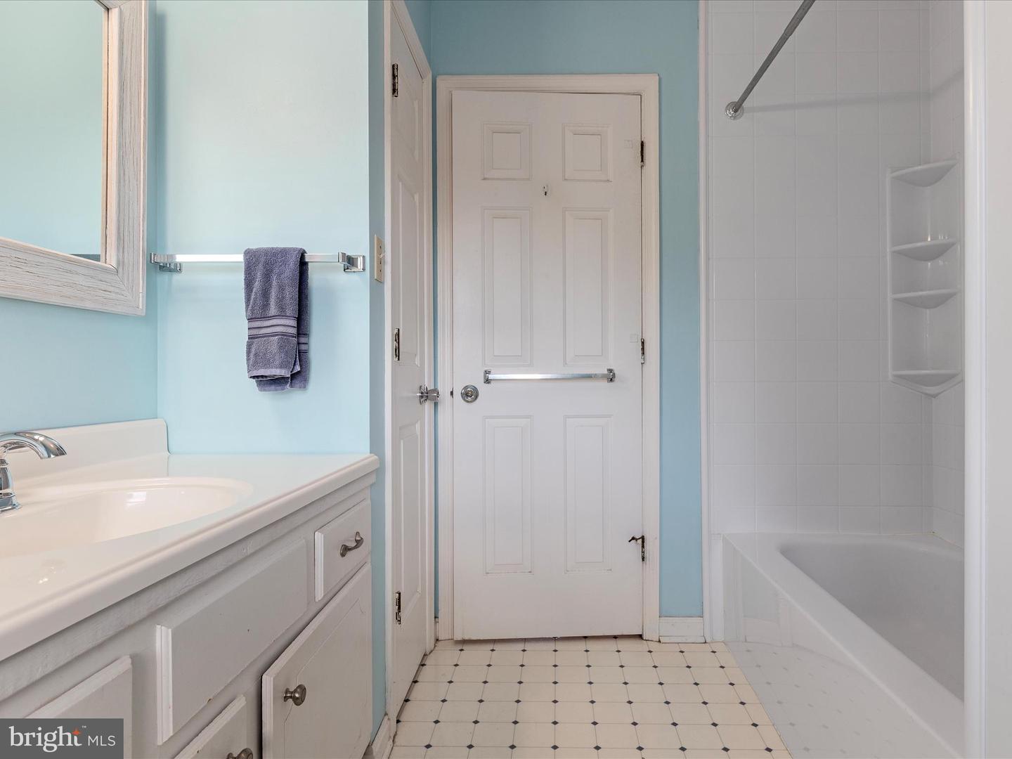 309 FREDERICKTOWNE DR, STEPHENS CITY, Virginia 22655, 4 Bedrooms Bedrooms, ,3 BathroomsBathrooms,Residential,For sale,309 FREDERICKTOWNE DR,VAFV2036414 MLS # VAFV2036414