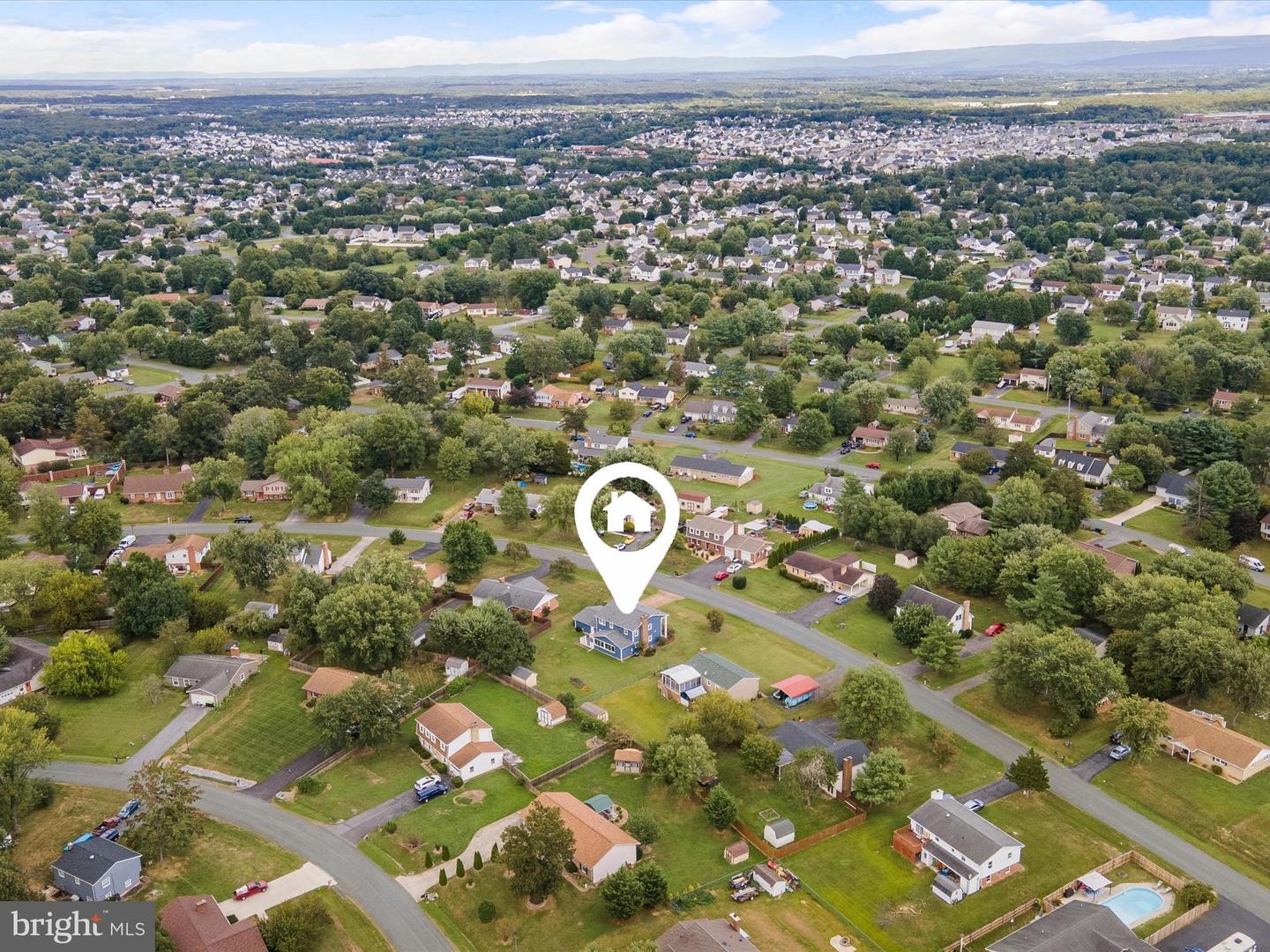 309 FREDERICKTOWNE DR, STEPHENS CITY, Virginia 22655, 4 Bedrooms Bedrooms, ,3 BathroomsBathrooms,Residential,For sale,309 FREDERICKTOWNE DR,VAFV2036414 MLS # VAFV2036414