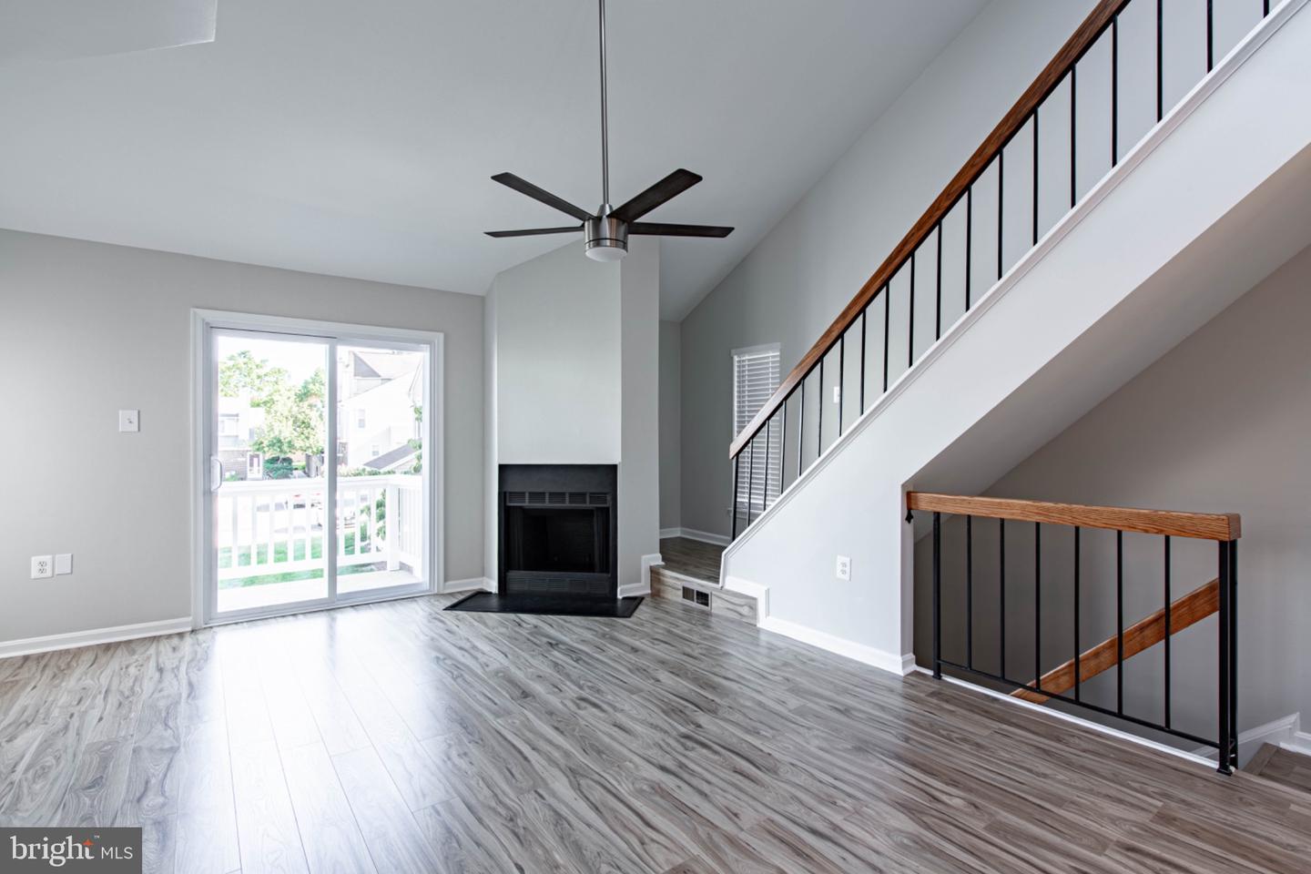 4331 PEMBROOK VILLAGE DR, ALEXANDRIA, Virginia 22309, 2 Bedrooms Bedrooms, 8 Rooms Rooms,2 BathroomsBathrooms,Residential,For sale,4331 PEMBROOK VILLAGE DR,VAFX2263468 MLS # VAFX2263468