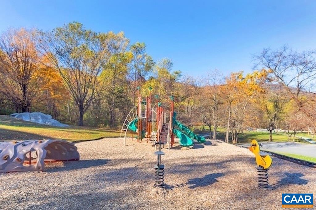 6660 HIGHLANDER WAY, CROZET, Virginia 22932, 3 Bedrooms Bedrooms, ,2 BathroomsBathrooms,Residential,For sale,6660 HIGHLANDER WAY,668273 MLS # 668273