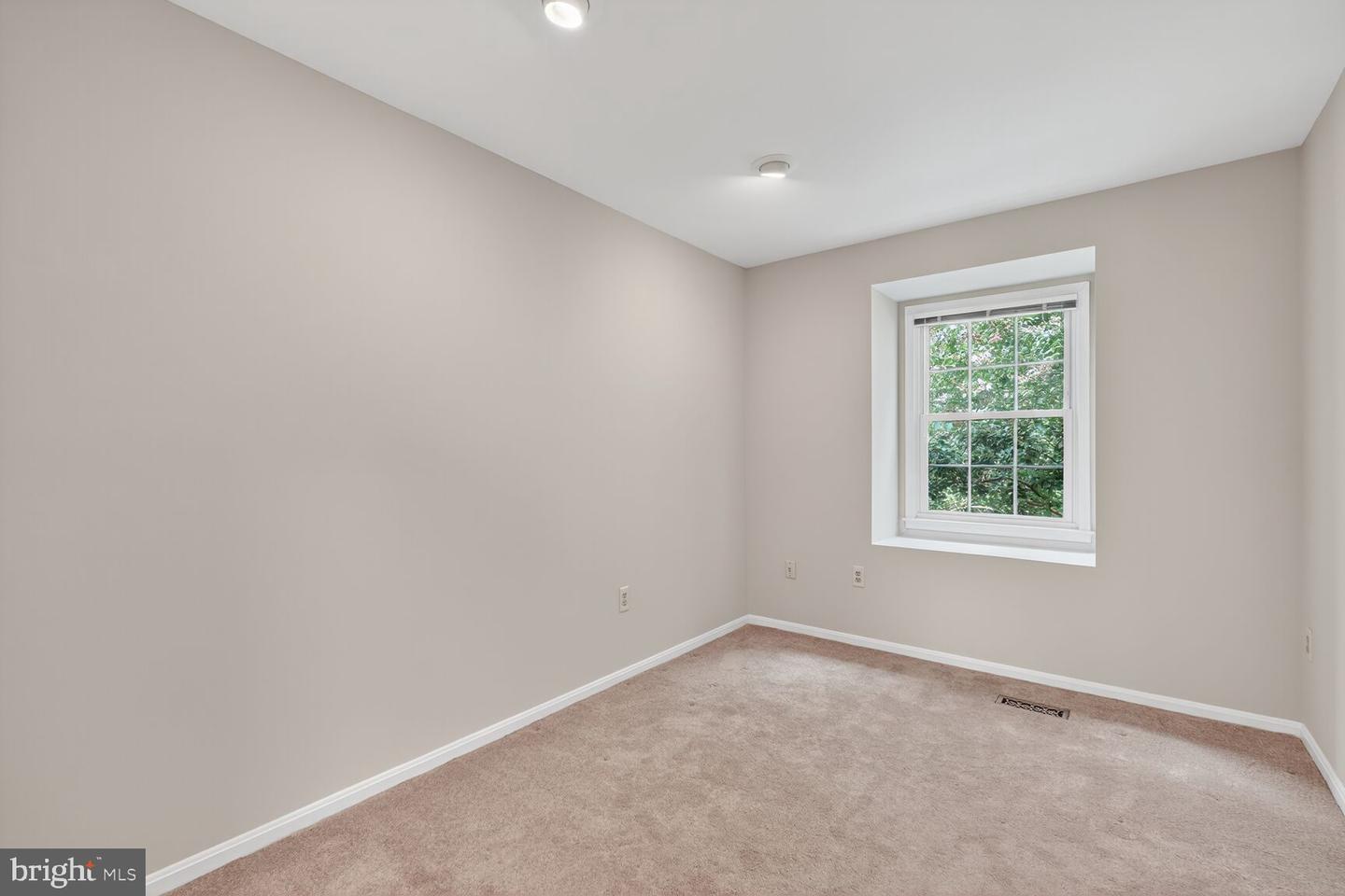 7804 BYRDS NEST PASS, ANNANDALE, Virginia 22003, 3 Bedrooms Bedrooms, ,2 BathroomsBathrooms,Residential,For sale,7804 BYRDS NEST PASS,VAFX2263504 MLS # VAFX2263504