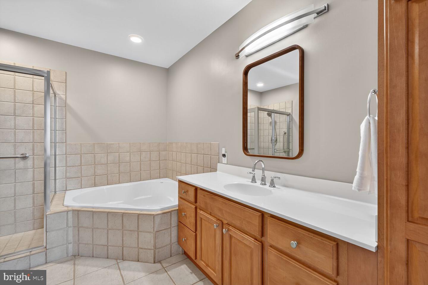 502 W BROAD ST #501, FALLS CHURCH, Virginia 22046, 2 Bedrooms Bedrooms, ,2 BathroomsBathrooms,Residential,For sale,502 W BROAD ST #501,VAFA2003246 MLS # VAFA2003246