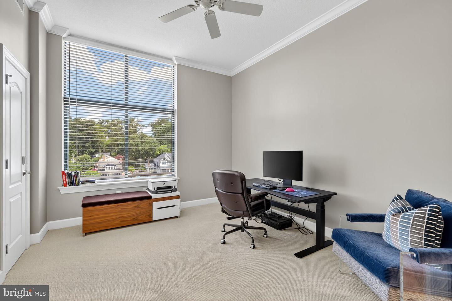 502 W BROAD ST #501, FALLS CHURCH, Virginia 22046, 2 Bedrooms Bedrooms, ,2 BathroomsBathrooms,Residential,For sale,502 W BROAD ST #501,VAFA2003246 MLS # VAFA2003246