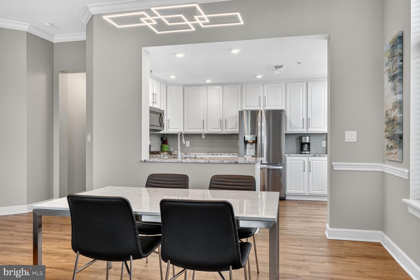 502 W BROAD ST #501, FALLS CHURCH, Virginia 22046, 2 Bedrooms Bedrooms, ,2 BathroomsBathrooms,Residential,For sale,502 W BROAD ST #501,VAFA2003246 MLS # VAFA2003246