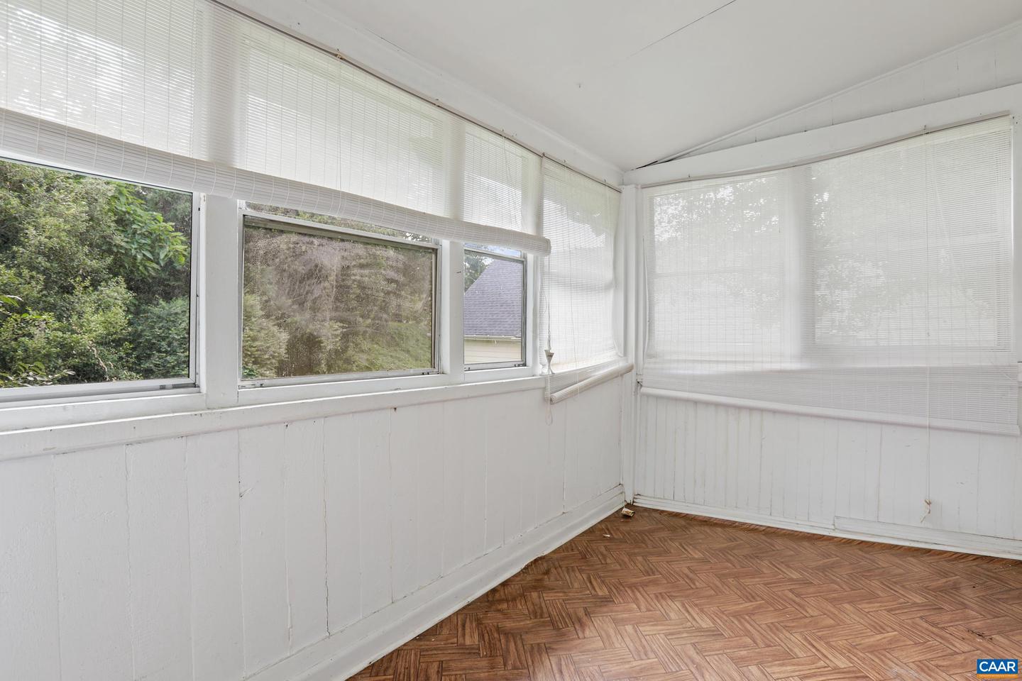808 CYNTHIANNA AVE, CHARLOTTESVILLE, Virginia 22903, 2 Bedrooms Bedrooms, ,2 BathroomsBathrooms,Residential,For sale,808 CYNTHIANNA AVE,668287 MLS # 668287