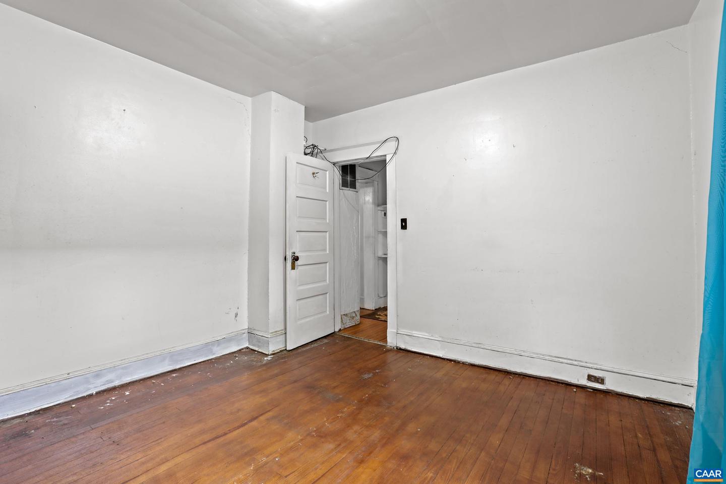 808 CYNTHIANNA AVE, CHARLOTTESVILLE, Virginia 22903, 2 Bedrooms Bedrooms, ,2 BathroomsBathrooms,Residential,For sale,808 CYNTHIANNA AVE,668287 MLS # 668287