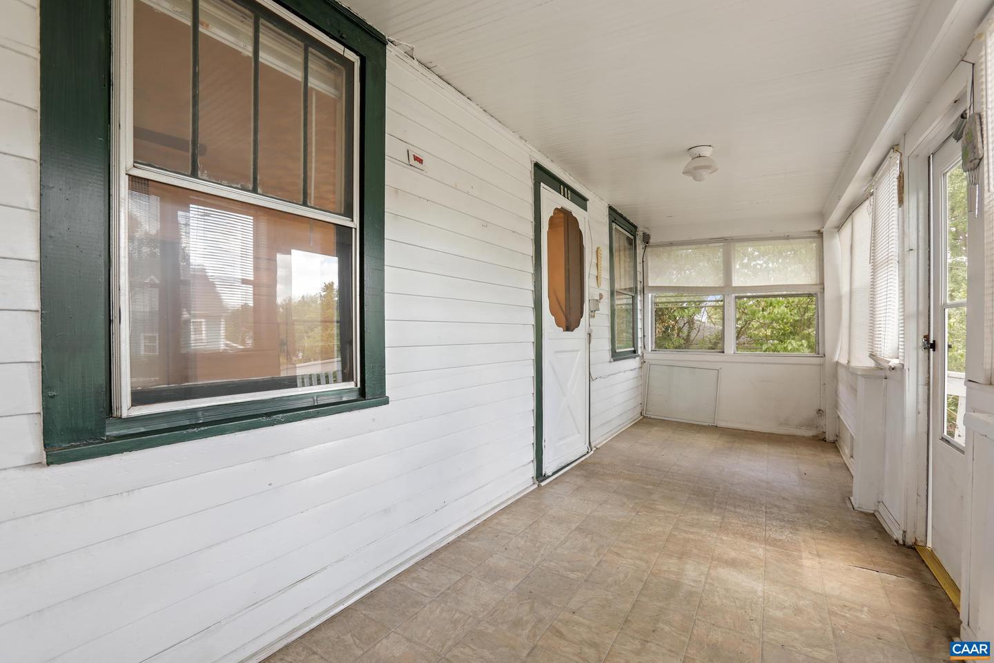 808 CYNTHIANNA AVE, CHARLOTTESVILLE, Virginia 22903, 2 Bedrooms Bedrooms, ,2 BathroomsBathrooms,Residential,For sale,808 CYNTHIANNA AVE,668287 MLS # 668287