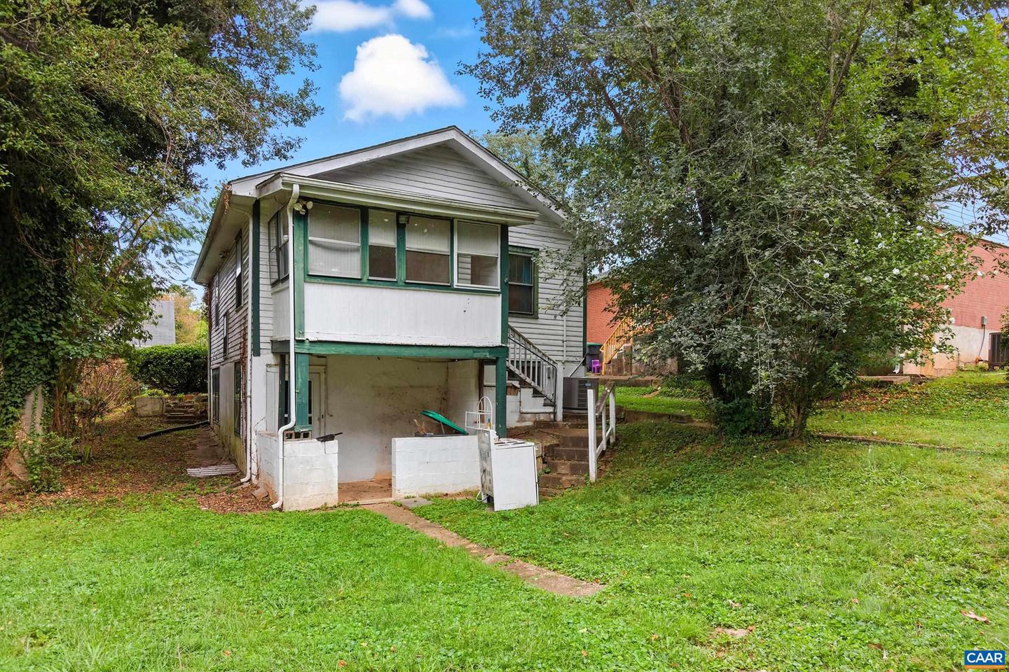 808 CYNTHIANNA AVE, CHARLOTTESVILLE, Virginia 22903, 2 Bedrooms Bedrooms, ,2 BathroomsBathrooms,Residential,For sale,808 CYNTHIANNA AVE,668287 MLS # 668287