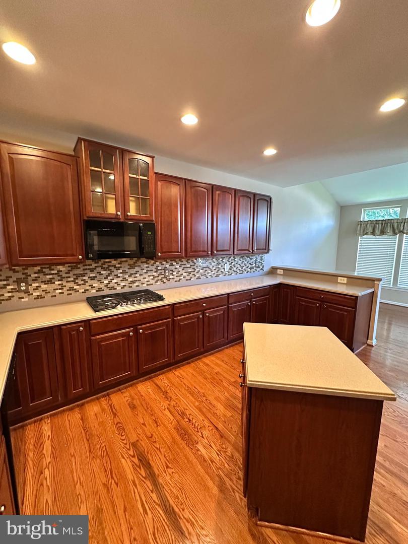 156 LAPIS CT #23, WARRENTON, Virginia 20186, 3 Bedrooms Bedrooms, ,2 BathroomsBathrooms,Residential,For sale,156 LAPIS CT #23,VAFQ2018080 MLS # VAFQ2018080