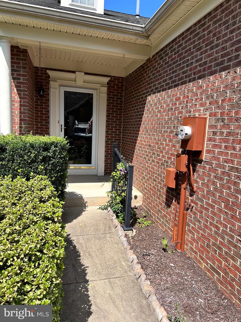 156 LAPIS CT #23, WARRENTON, Virginia 20186, 3 Bedrooms Bedrooms, ,2 BathroomsBathrooms,Residential,For sale,156 LAPIS CT #23,VAFQ2018080 MLS # VAFQ2018080