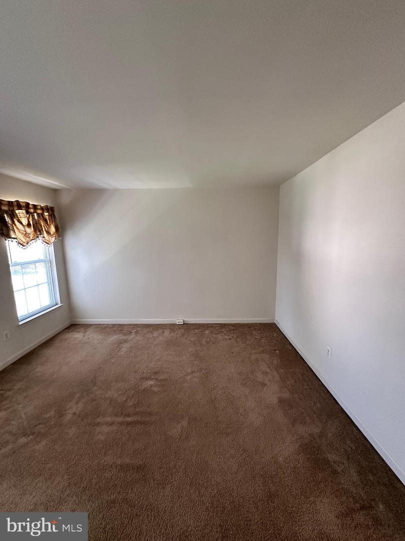 156 LAPIS CT #23, WARRENTON, Virginia 20186, 3 Bedrooms Bedrooms, ,2 BathroomsBathrooms,Residential,For sale,156 LAPIS CT #23,VAFQ2018080 MLS # VAFQ2018080