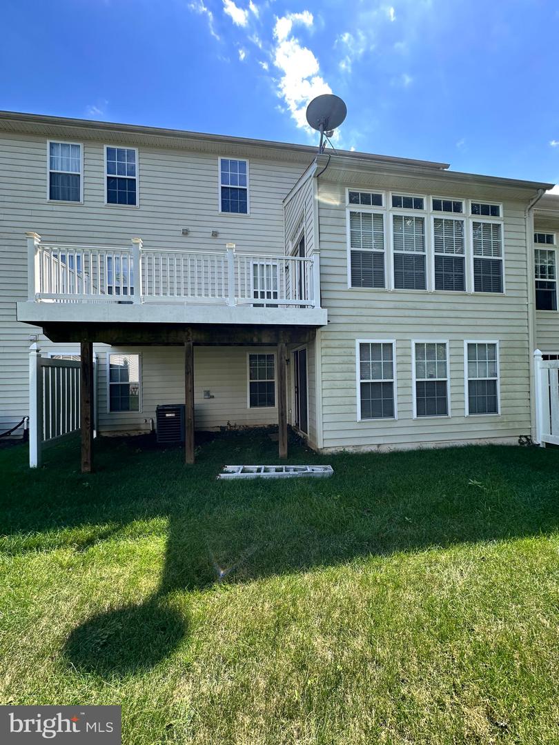 156 LAPIS CT #23, WARRENTON, Virginia 20186, 3 Bedrooms Bedrooms, ,2 BathroomsBathrooms,Residential,For sale,156 LAPIS CT #23,VAFQ2018080 MLS # VAFQ2018080