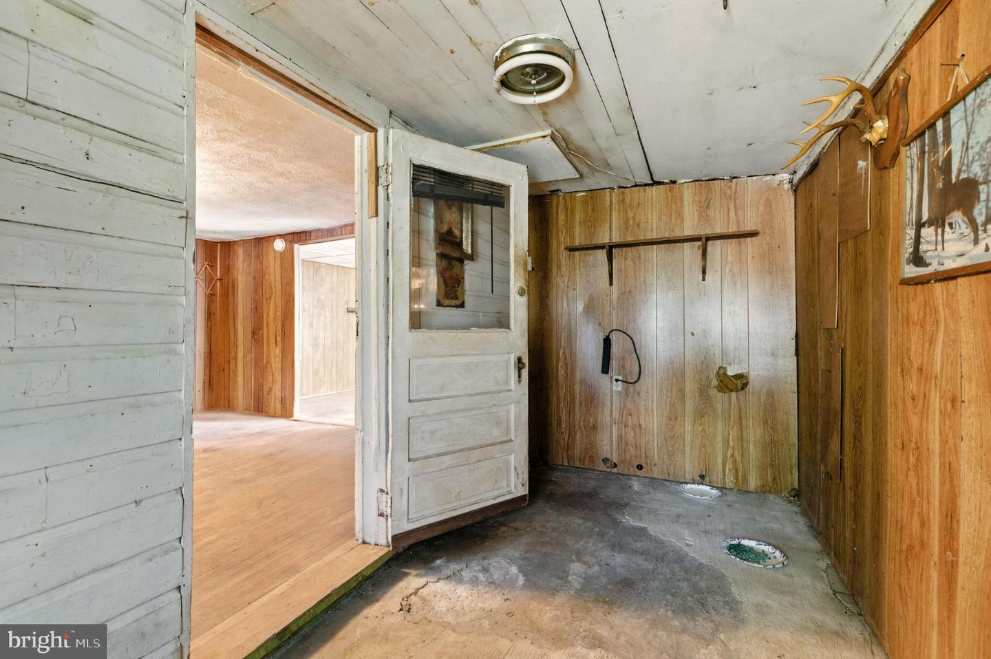 16112 N MOUNTAIN, BROADWAY, Virginia 22815, 3 Bedrooms Bedrooms, ,1 BathroomBathrooms,Residential,For sale,16112 N MOUNTAIN,VARO2002536 MLS # VARO2002536