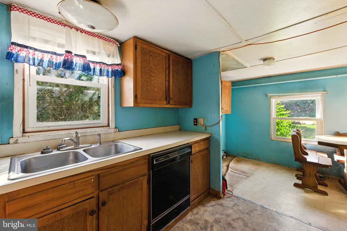 16112 N MOUNTAIN, BROADWAY, Virginia 22815, 3 Bedrooms Bedrooms, ,1 BathroomBathrooms,Residential,For sale,16112 N MOUNTAIN,VARO2002536 MLS # VARO2002536