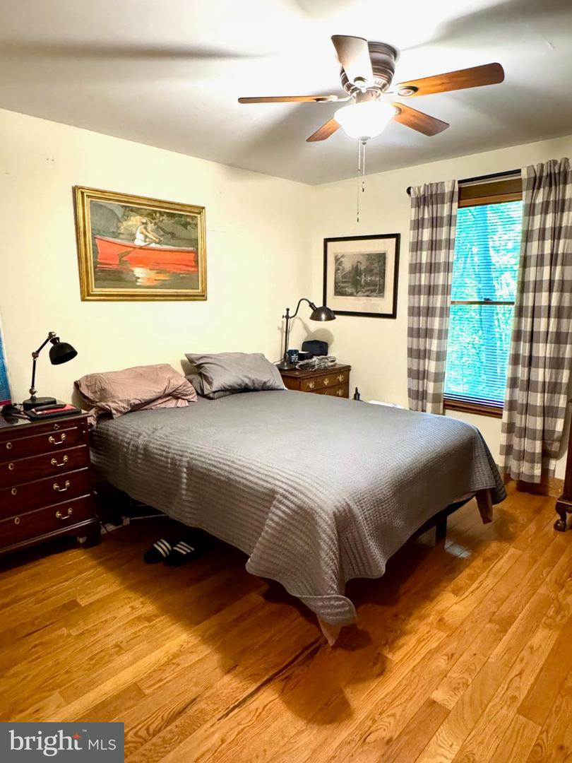 374 BOYERS MILL LN, MIDDLETOWN, Virginia 22645, 3 Bedrooms Bedrooms, 12 Rooms Rooms,2 BathroomsBathrooms,Residential,For sale,374 BOYERS MILL LN,VAFV2036450 MLS # VAFV2036450