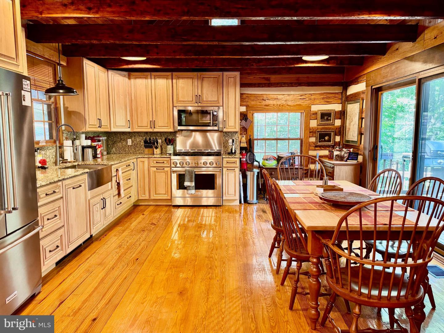 374 BOYERS MILL LN, MIDDLETOWN, Virginia 22645, 3 Bedrooms Bedrooms, 12 Rooms Rooms,2 BathroomsBathrooms,Residential,For sale,374 BOYERS MILL LN,VAFV2036450 MLS # VAFV2036450