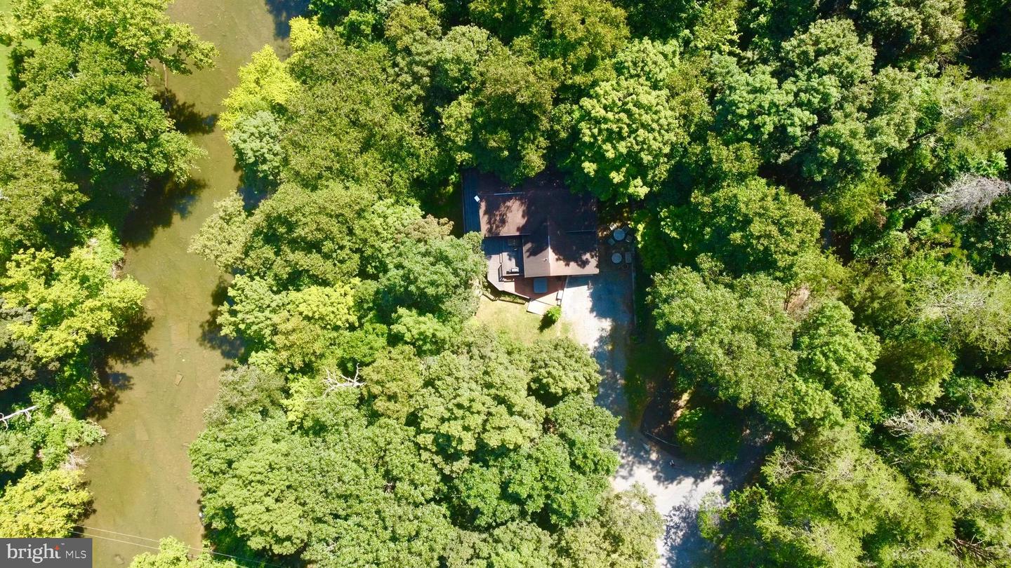 374 BOYERS MILL LN, MIDDLETOWN, Virginia 22645, 3 Bedrooms Bedrooms, 12 Rooms Rooms,2 BathroomsBathrooms,Residential,For sale,374 BOYERS MILL LN,VAFV2036450 MLS # VAFV2036450