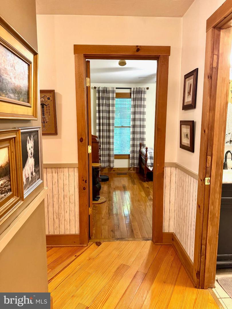 374 BOYERS MILL LN, MIDDLETOWN, Virginia 22645, 3 Bedrooms Bedrooms, 12 Rooms Rooms,2 BathroomsBathrooms,Residential,For sale,374 BOYERS MILL LN,VAFV2036450 MLS # VAFV2036450
