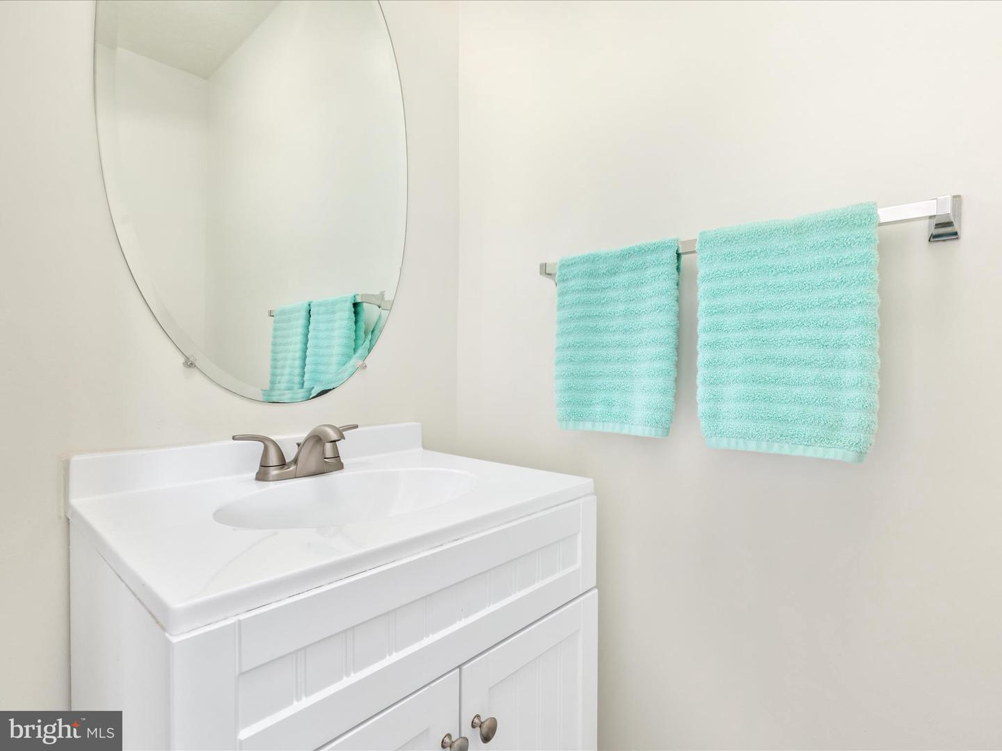 641 W 11TH ST, FRONT ROYAL, Virginia 22630, 2 Bedrooms Bedrooms, ,1 BathroomBathrooms,Residential,For sale,641 W 11TH ST,VAWR2012136 MLS # VAWR2012136