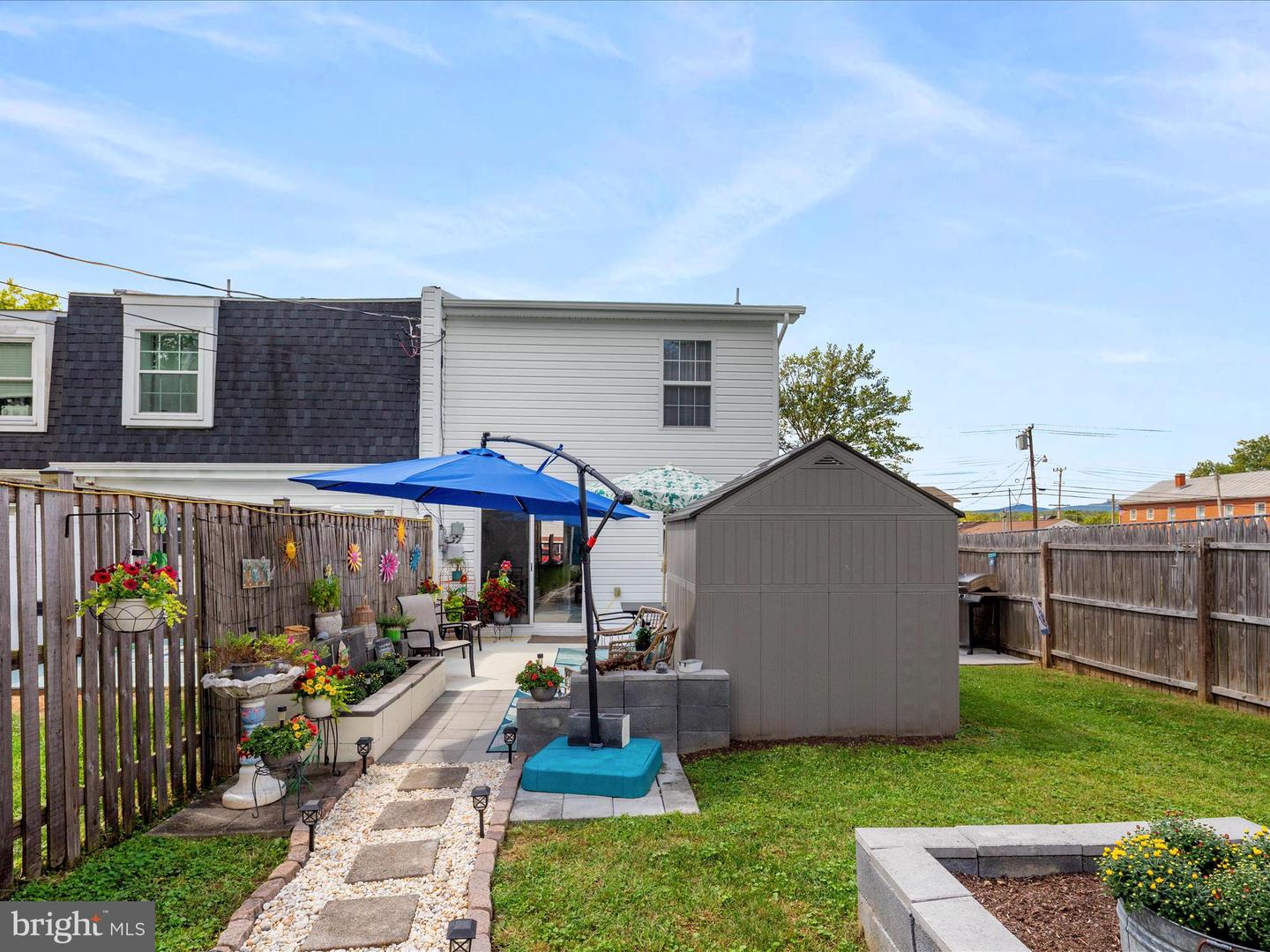 641 W 11TH ST, FRONT ROYAL, Virginia 22630, 2 Bedrooms Bedrooms, ,1 BathroomBathrooms,Residential,For sale,641 W 11TH ST,VAWR2012136 MLS # VAWR2012136