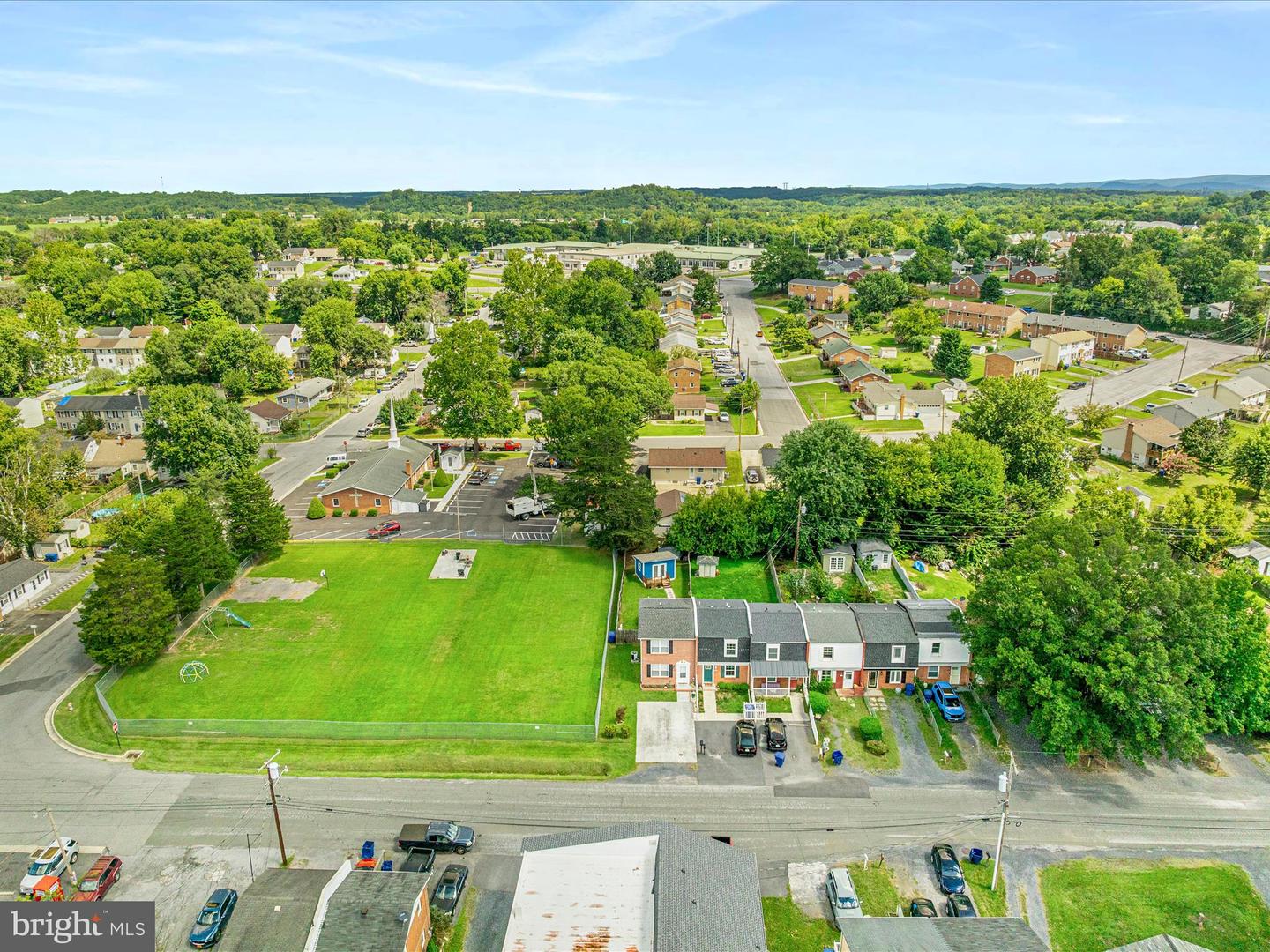 641 W 11TH ST, FRONT ROYAL, Virginia 22630, 2 Bedrooms Bedrooms, ,1 BathroomBathrooms,Residential,For sale,641 W 11TH ST,VAWR2012136 MLS # VAWR2012136