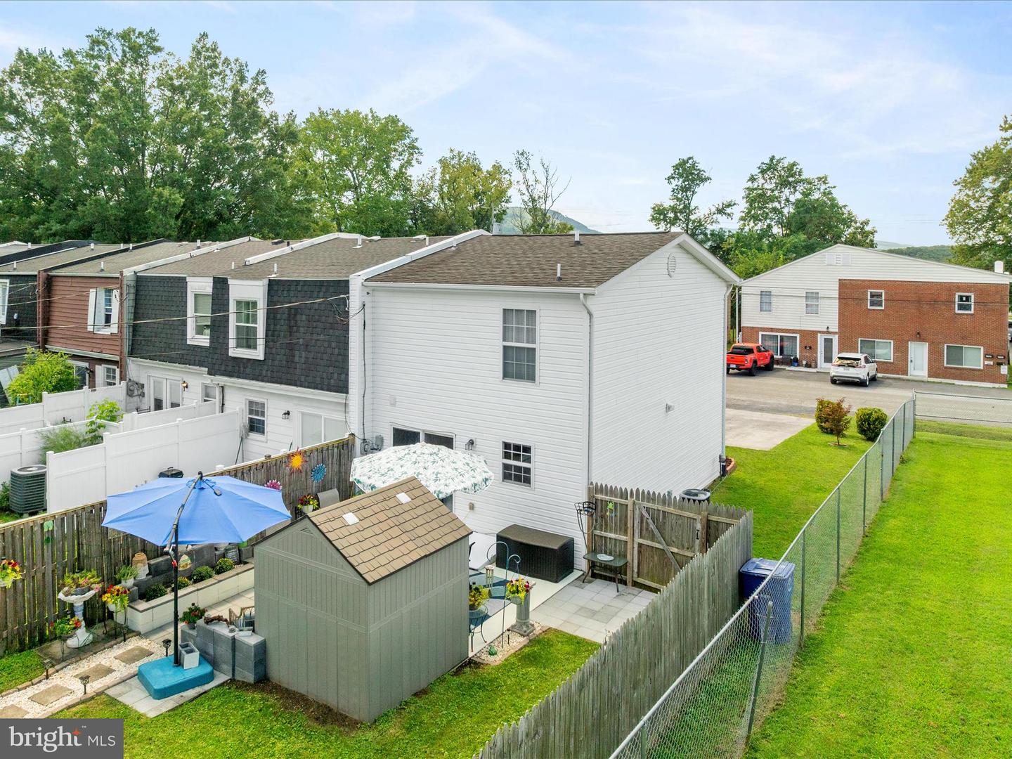 641 W 11TH ST, FRONT ROYAL, Virginia 22630, 2 Bedrooms Bedrooms, ,1 BathroomBathrooms,Residential,For sale,641 W 11TH ST,VAWR2012136 MLS # VAWR2012136