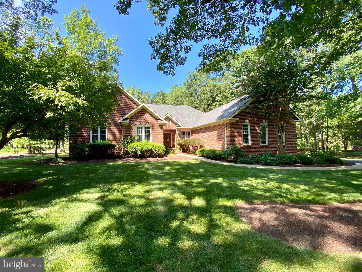 11606 STONEWALL JACKSON DR, SPOTSYLVANIA, Virginia 22551, 4 Bedrooms Bedrooms, ,2 BathroomsBathrooms,Residential,For sale,11606 STONEWALL JACKSON DR,VASP2035900 MLS # VASP2035900