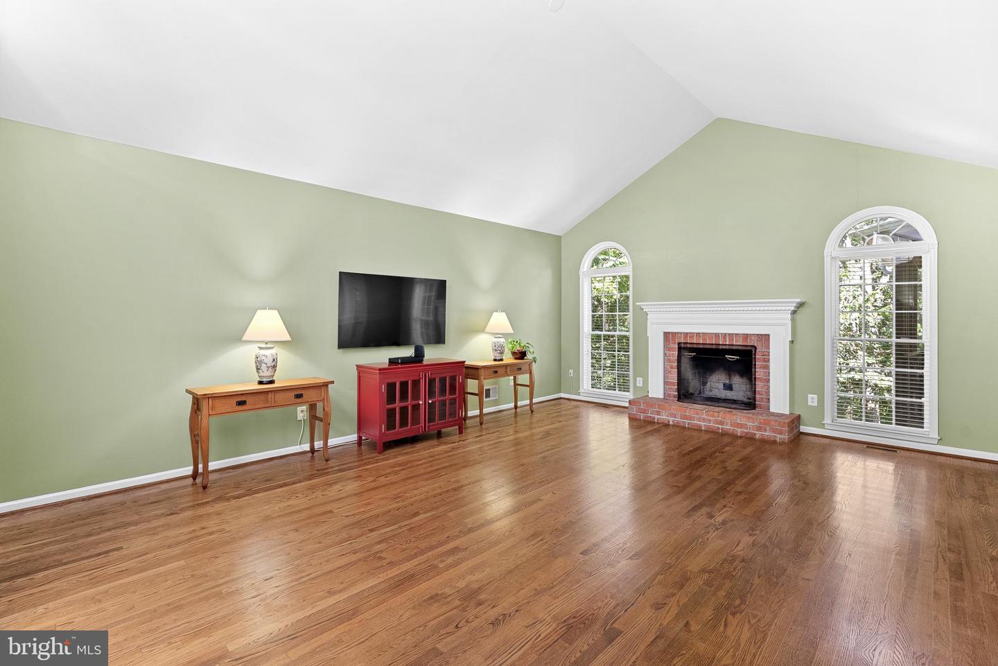 409 BOLINGBROOK CT, PURCELLVILLE, Virginia 20132, 5 Bedrooms Bedrooms, 16 Rooms Rooms,3 BathroomsBathrooms,Residential,For sale,409 BOLINGBROOK CT,VALO2105706 MLS # VALO2105706