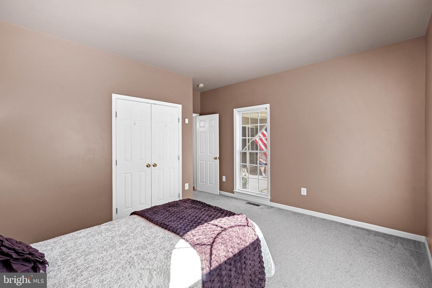 409 BOLINGBROOK CT, PURCELLVILLE, Virginia 20132, 5 Bedrooms Bedrooms, 16 Rooms Rooms,3 BathroomsBathrooms,Residential,For sale,409 BOLINGBROOK CT,VALO2105706 MLS # VALO2105706