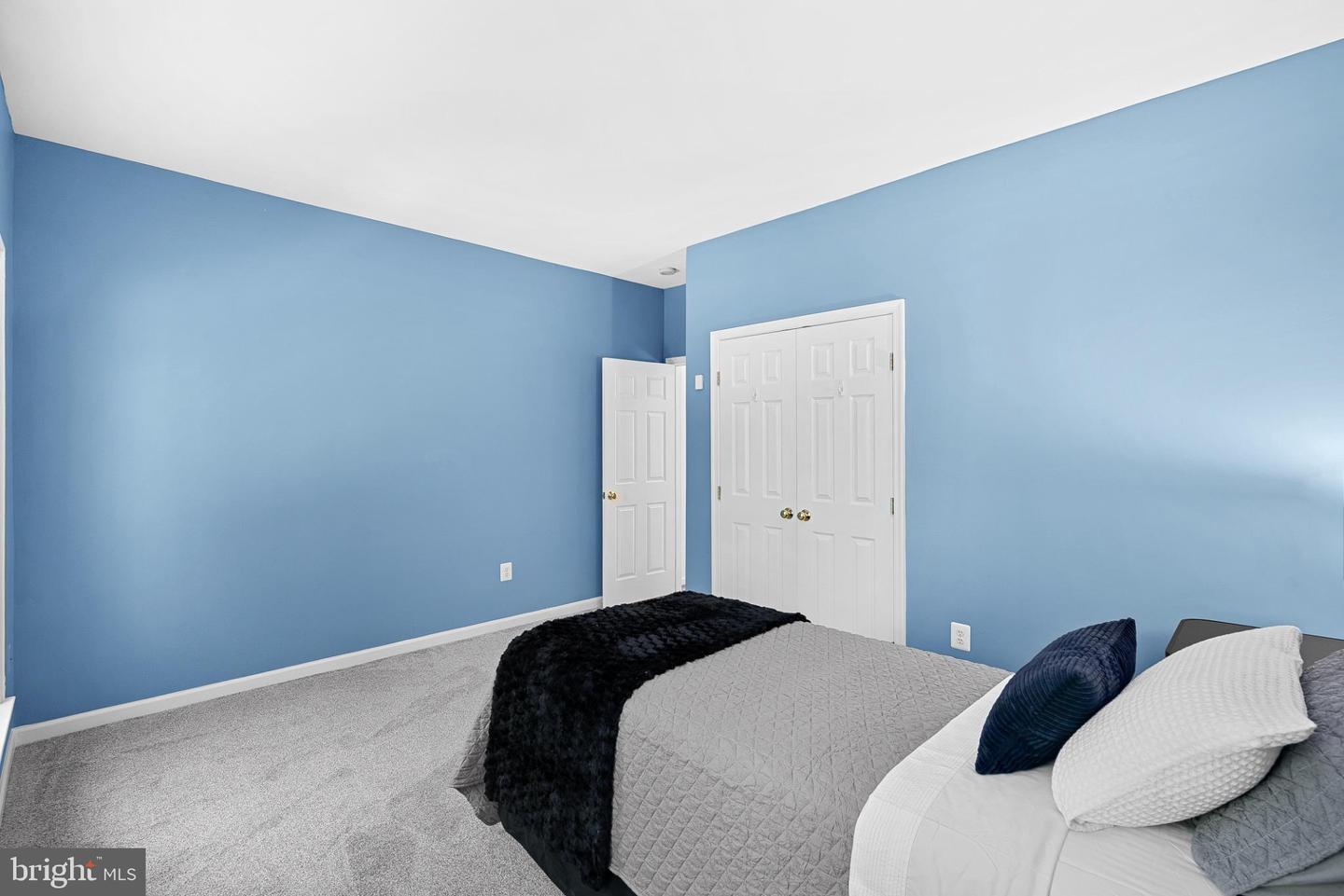 409 BOLINGBROOK CT, PURCELLVILLE, Virginia 20132, 5 Bedrooms Bedrooms, 16 Rooms Rooms,3 BathroomsBathrooms,Residential,For sale,409 BOLINGBROOK CT,VALO2105706 MLS # VALO2105706