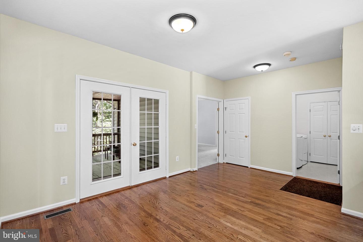 409 BOLINGBROOK CT, PURCELLVILLE, Virginia 20132, 5 Bedrooms Bedrooms, 16 Rooms Rooms,3 BathroomsBathrooms,Residential,For sale,409 BOLINGBROOK CT,VALO2105706 MLS # VALO2105706