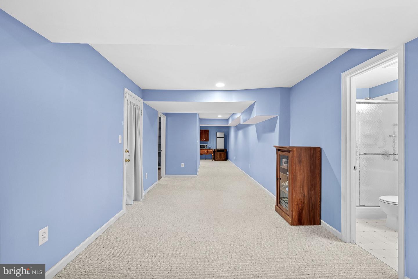 409 BOLINGBROOK CT, PURCELLVILLE, Virginia 20132, 5 Bedrooms Bedrooms, 16 Rooms Rooms,3 BathroomsBathrooms,Residential,For sale,409 BOLINGBROOK CT,VALO2105706 MLS # VALO2105706