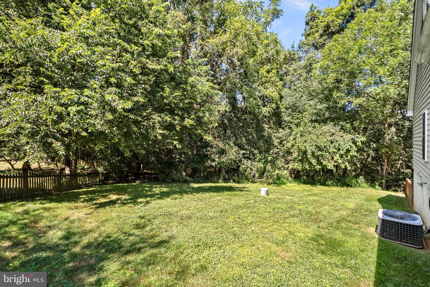 409 BOLINGBROOK CT, PURCELLVILLE, Virginia 20132, 5 Bedrooms Bedrooms, 16 Rooms Rooms,3 BathroomsBathrooms,Residential,For sale,409 BOLINGBROOK CT,VALO2105706 MLS # VALO2105706