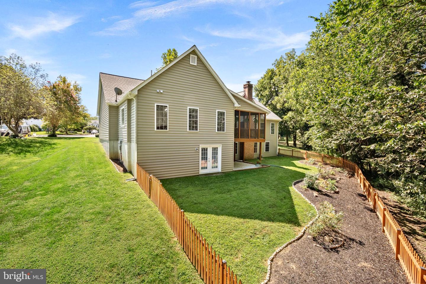 409 BOLINGBROOK CT, PURCELLVILLE, Virginia 20132, 5 Bedrooms Bedrooms, 16 Rooms Rooms,3 BathroomsBathrooms,Residential,For sale,409 BOLINGBROOK CT,VALO2105706 MLS # VALO2105706