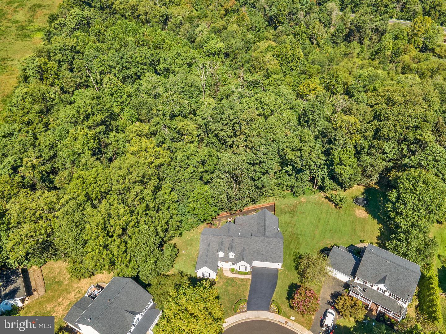 409 BOLINGBROOK CT, PURCELLVILLE, Virginia 20132, 5 Bedrooms Bedrooms, 16 Rooms Rooms,3 BathroomsBathrooms,Residential,For sale,409 BOLINGBROOK CT,VALO2105706 MLS # VALO2105706