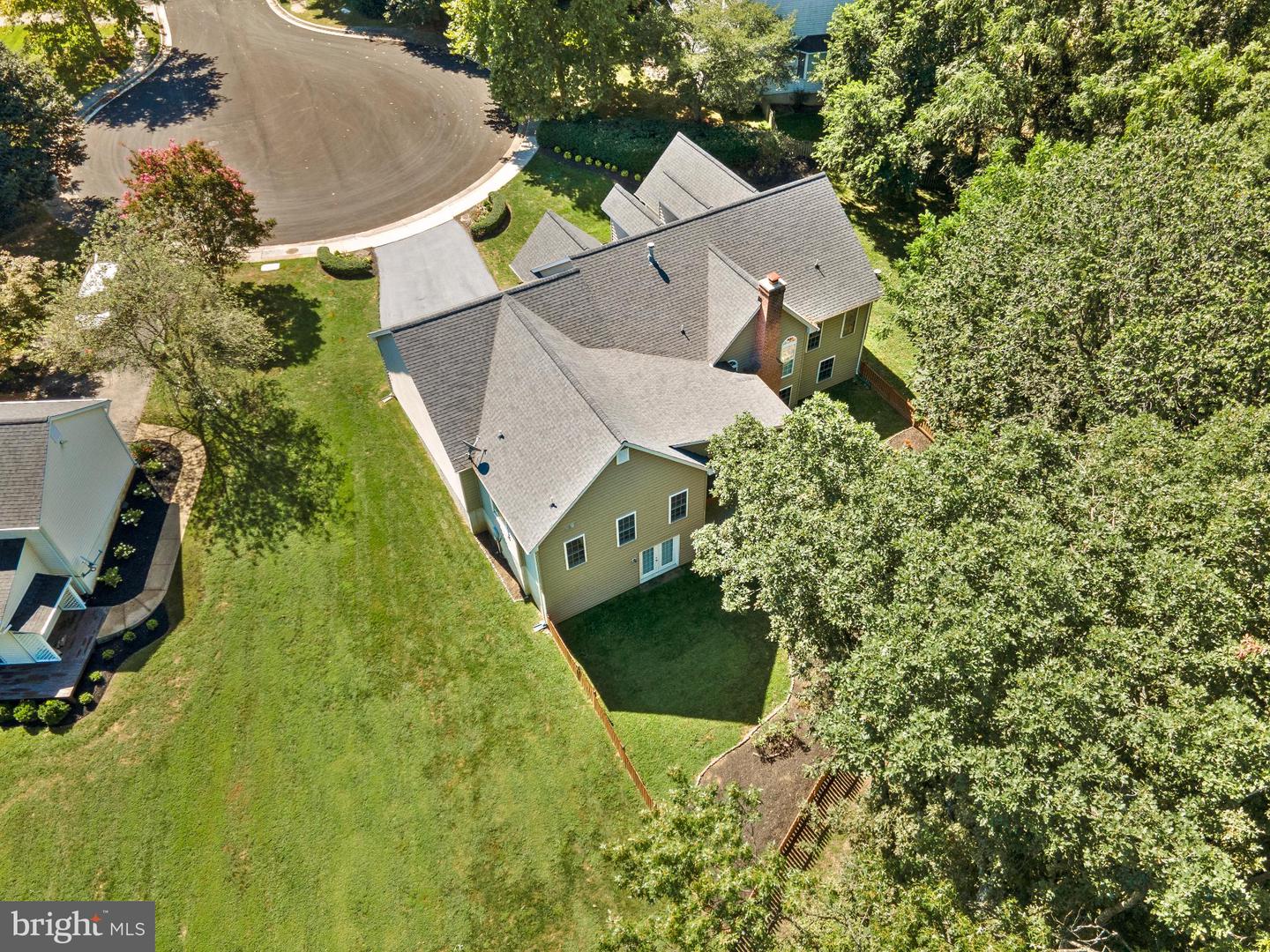 409 BOLINGBROOK CT, PURCELLVILLE, Virginia 20132, 5 Bedrooms Bedrooms, 16 Rooms Rooms,3 BathroomsBathrooms,Residential,For sale,409 BOLINGBROOK CT,VALO2105706 MLS # VALO2105706