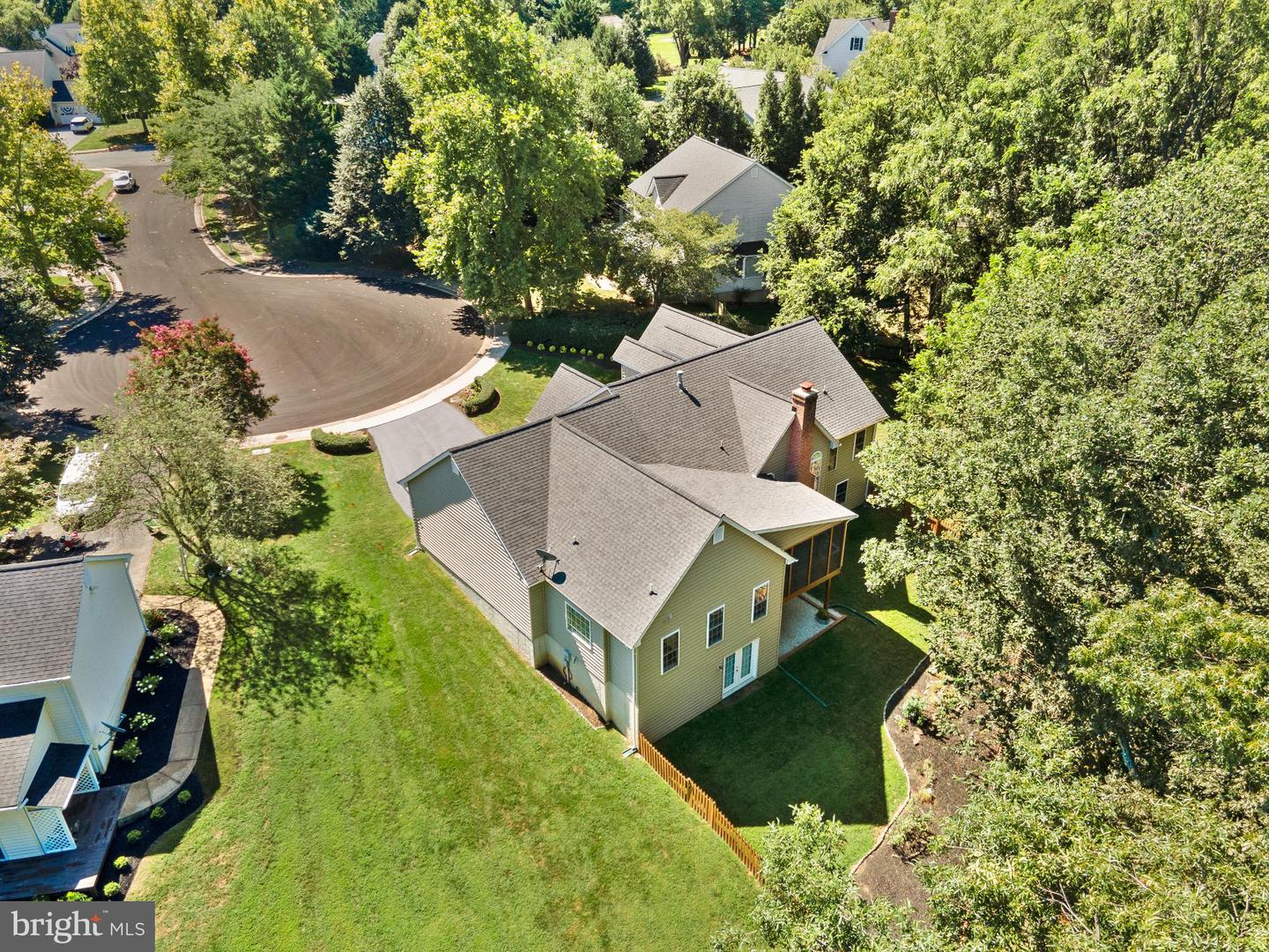 409 BOLINGBROOK CT, PURCELLVILLE, Virginia 20132, 5 Bedrooms Bedrooms, 16 Rooms Rooms,3 BathroomsBathrooms,Residential,For sale,409 BOLINGBROOK CT,VALO2105706 MLS # VALO2105706