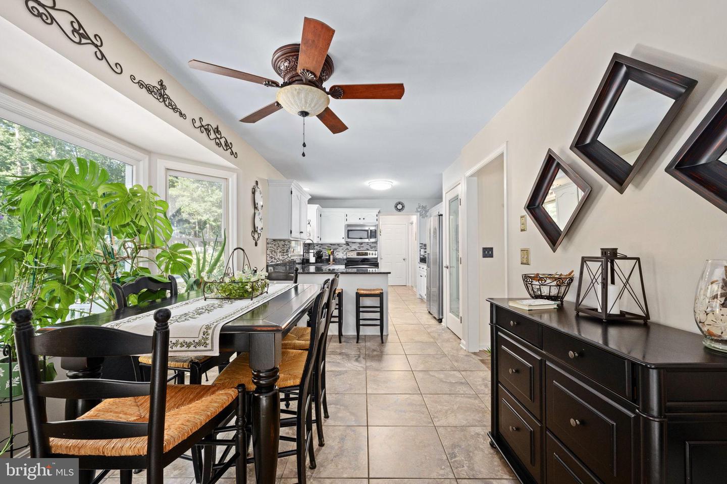 606 STONEWALL LN, FREDERICKSBURG, Virginia 22407, 3 Bedrooms Bedrooms, 10 Rooms Rooms,2 BathroomsBathrooms,Residential,For sale,606 STONEWALL LN,VASP2035904 MLS # VASP2035904