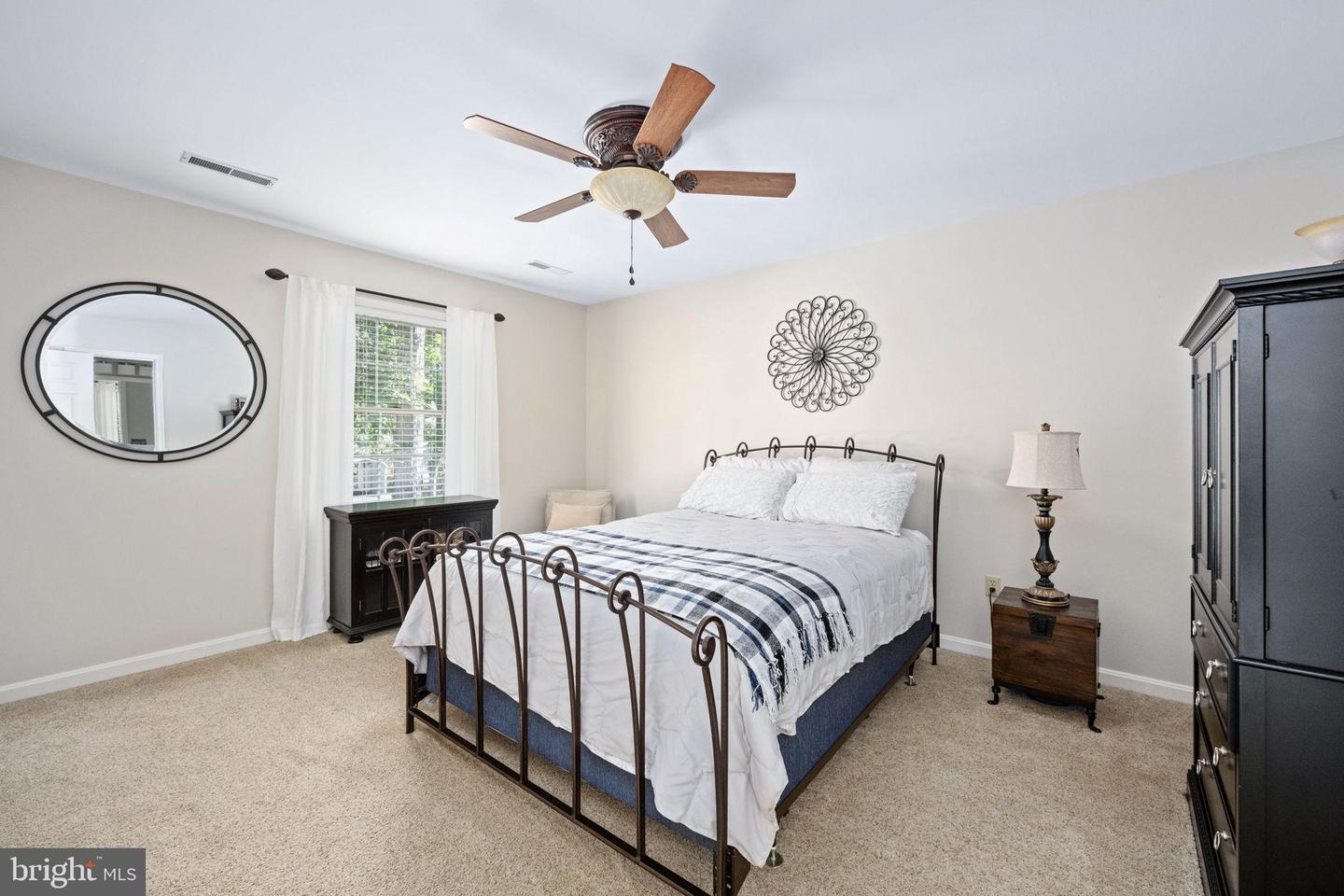 606 STONEWALL LN, FREDERICKSBURG, Virginia 22407, 3 Bedrooms Bedrooms, 10 Rooms Rooms,2 BathroomsBathrooms,Residential,For sale,606 STONEWALL LN,VASP2035904 MLS # VASP2035904