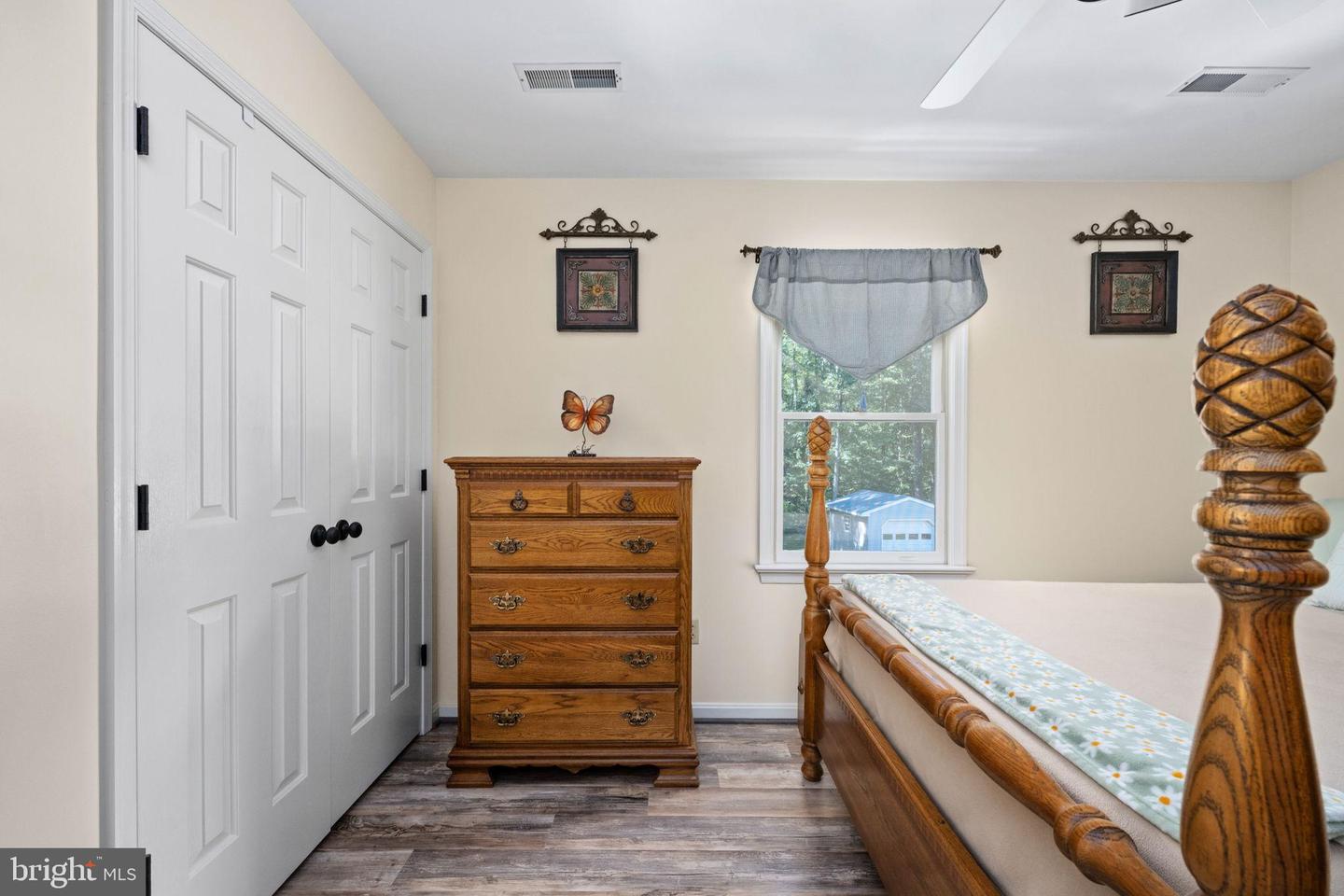 606 STONEWALL LN, FREDERICKSBURG, Virginia 22407, 3 Bedrooms Bedrooms, 10 Rooms Rooms,2 BathroomsBathrooms,Residential,For sale,606 STONEWALL LN,VASP2035904 MLS # VASP2035904