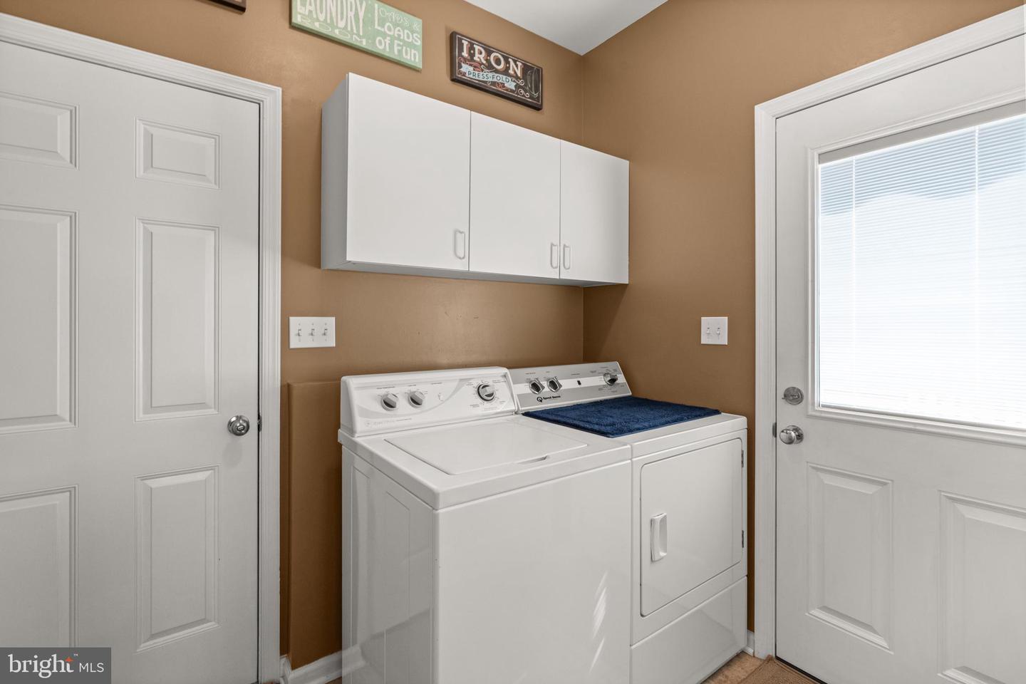 2723 WINDWOOD DR, WINCHESTER, Virginia 22601, 3 Bedrooms Bedrooms, ,3 BathroomsBathrooms,Residential,For sale,2723 WINDWOOD DR,VAWI2008994 MLS # VAWI2008994