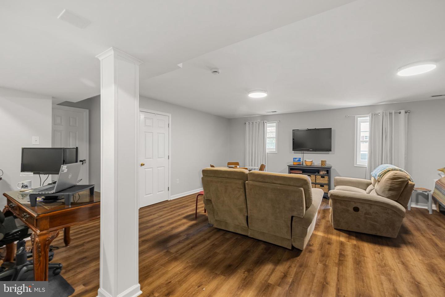 2723 WINDWOOD DR, WINCHESTER, Virginia 22601, 3 Bedrooms Bedrooms, ,3 BathroomsBathrooms,Residential,For sale,2723 WINDWOOD DR,VAWI2008994 MLS # VAWI2008994