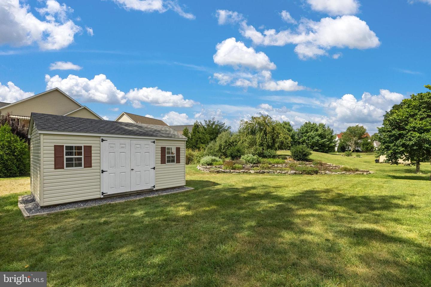 2723 WINDWOOD DR, WINCHESTER, Virginia 22601, 3 Bedrooms Bedrooms, ,3 BathroomsBathrooms,Residential,For sale,2723 WINDWOOD DR,VAWI2008994 MLS # VAWI2008994