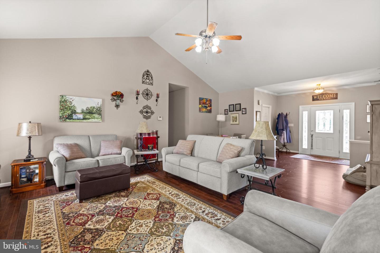 2723 WINDWOOD DR, WINCHESTER, Virginia 22601, 3 Bedrooms Bedrooms, ,3 BathroomsBathrooms,Residential,For sale,2723 WINDWOOD DR,VAWI2008994 MLS # VAWI2008994