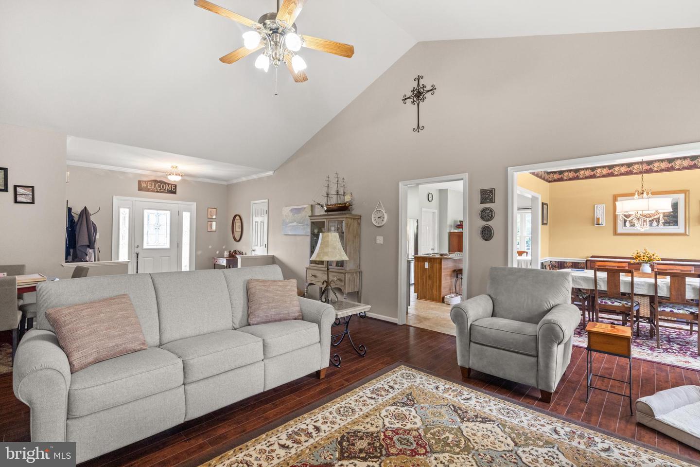 2723 WINDWOOD DR, WINCHESTER, Virginia 22601, 3 Bedrooms Bedrooms, ,3 BathroomsBathrooms,Residential,For sale,2723 WINDWOOD DR,VAWI2008994 MLS # VAWI2008994