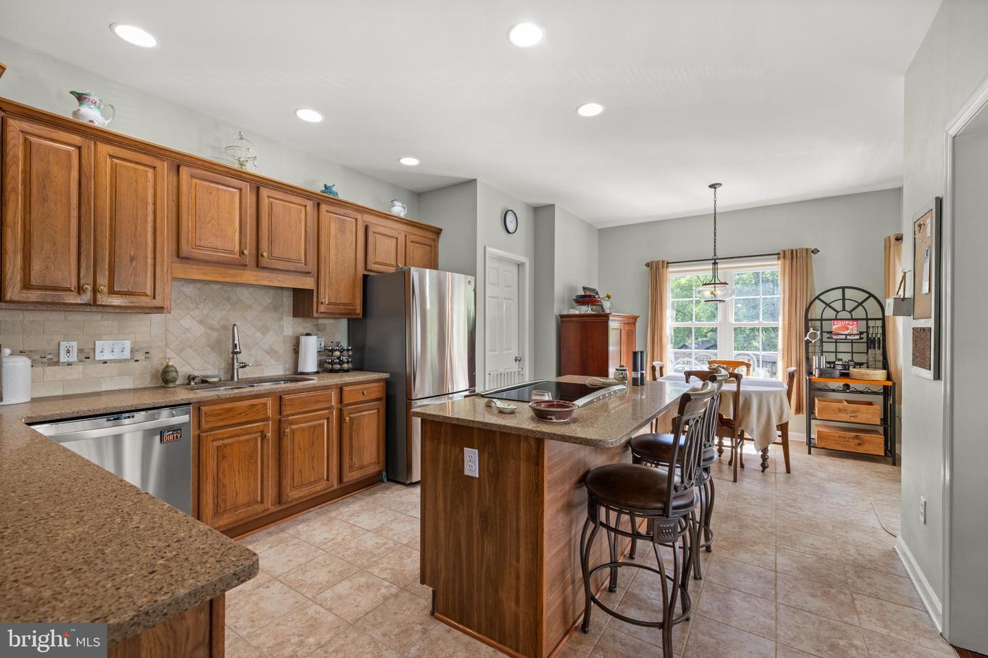 2723 WINDWOOD DR, WINCHESTER, Virginia 22601, 3 Bedrooms Bedrooms, ,3 BathroomsBathrooms,Residential,For sale,2723 WINDWOOD DR,VAWI2008994 MLS # VAWI2008994