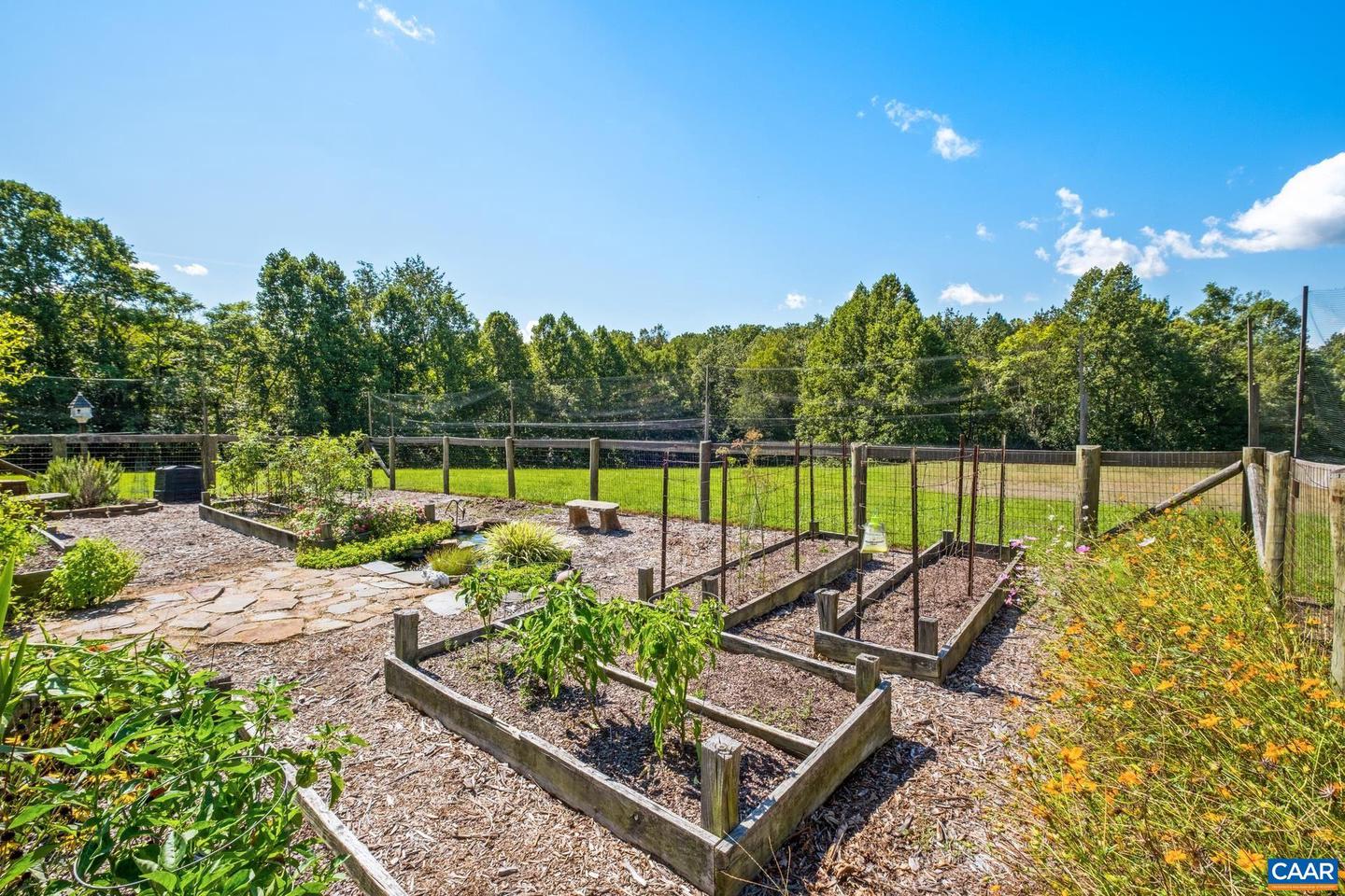 16334 BURNLEY RD, BARBOURSVILLE, Virginia 22923, 5 Bedrooms Bedrooms, ,4 BathroomsBathrooms,Residential,For sale,16334 BURNLEY RD,668406 MLS # 668406