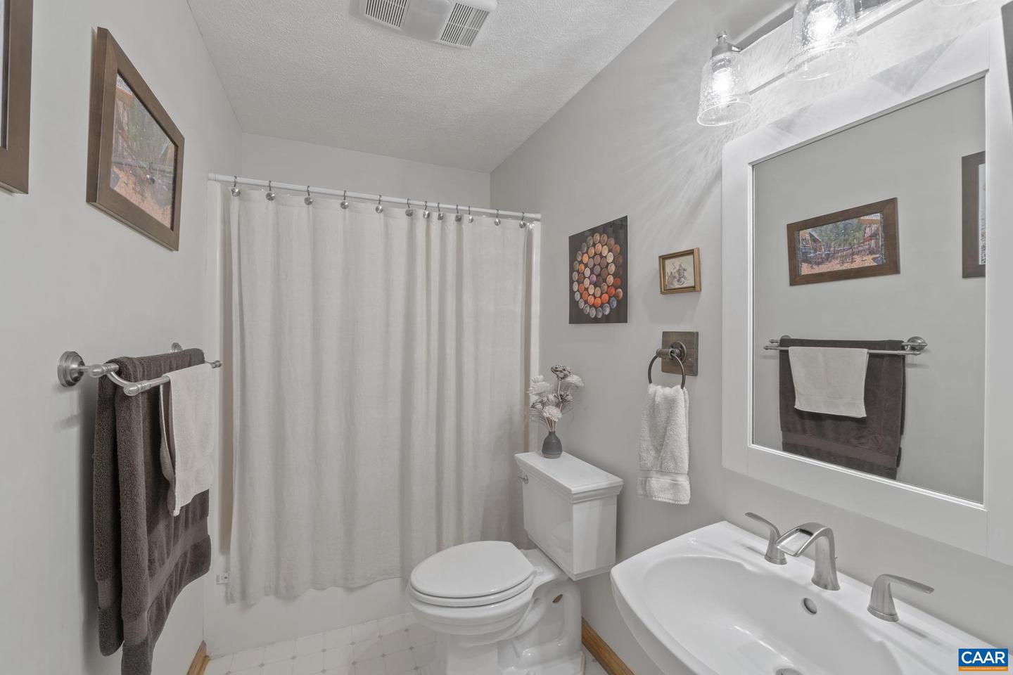 1642 BRANCH RD, SCOTTSVILLE, Virginia 24590, 3 Bedrooms Bedrooms, ,2 BathroomsBathrooms,Residential,For sale,1642 BRANCH RD,668411 MLS # 668411