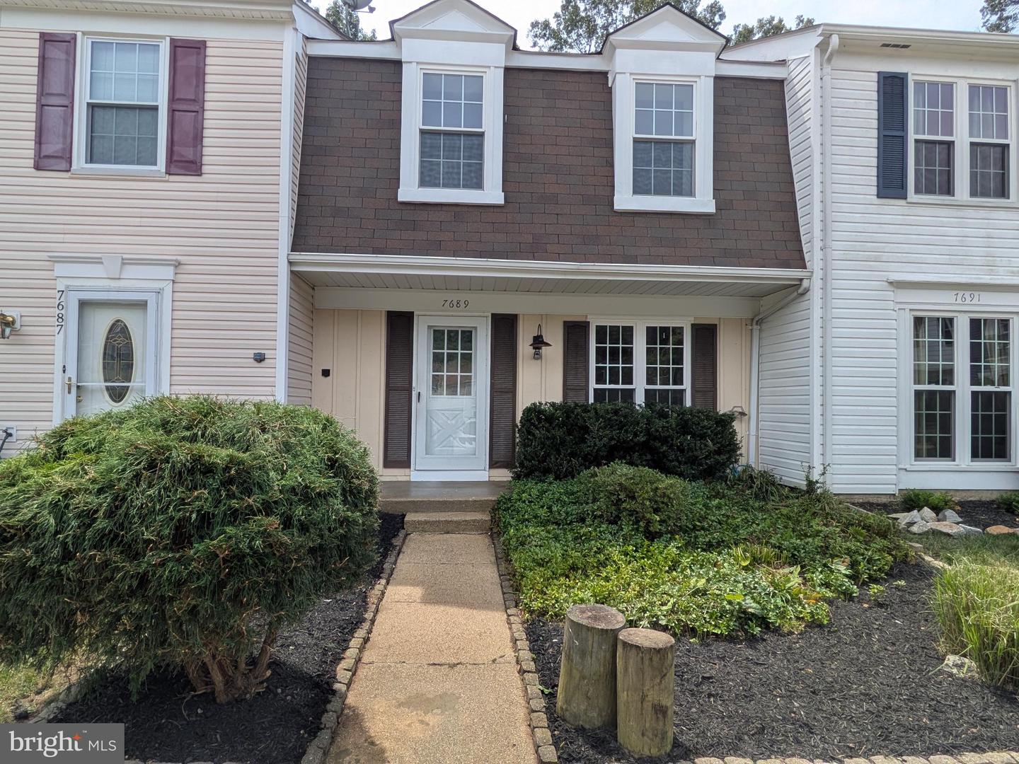 7689 SHEFFIELD VILLAGE LN, LORTON, Virginia 22079, 3 Bedrooms Bedrooms, 5 Rooms Rooms,1 BathroomBathrooms,Residential,For sale,7689 SHEFFIELD VILLAGE LN,VAFX2264220 MLS # VAFX2264220